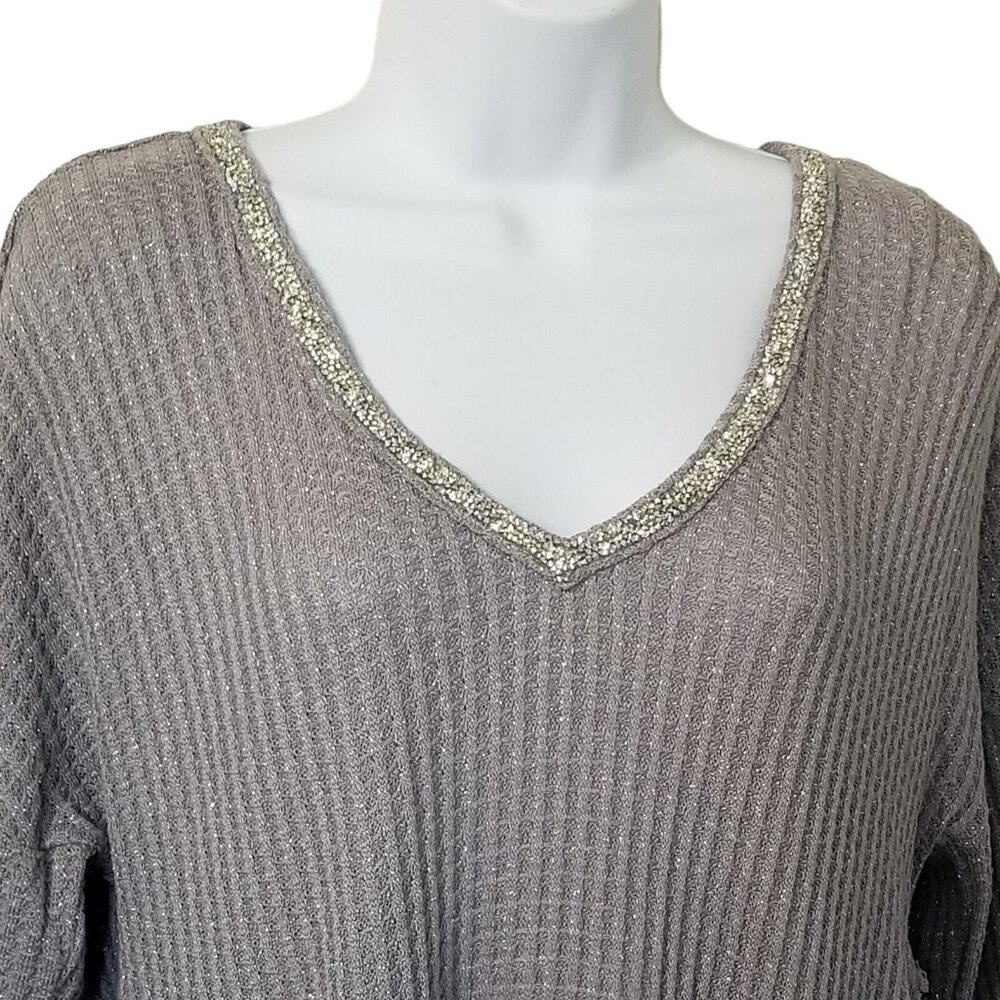 Juicy Couture Sweater Womens Medium Gray Knit Silver Shimmer Beaded V Neck Top
